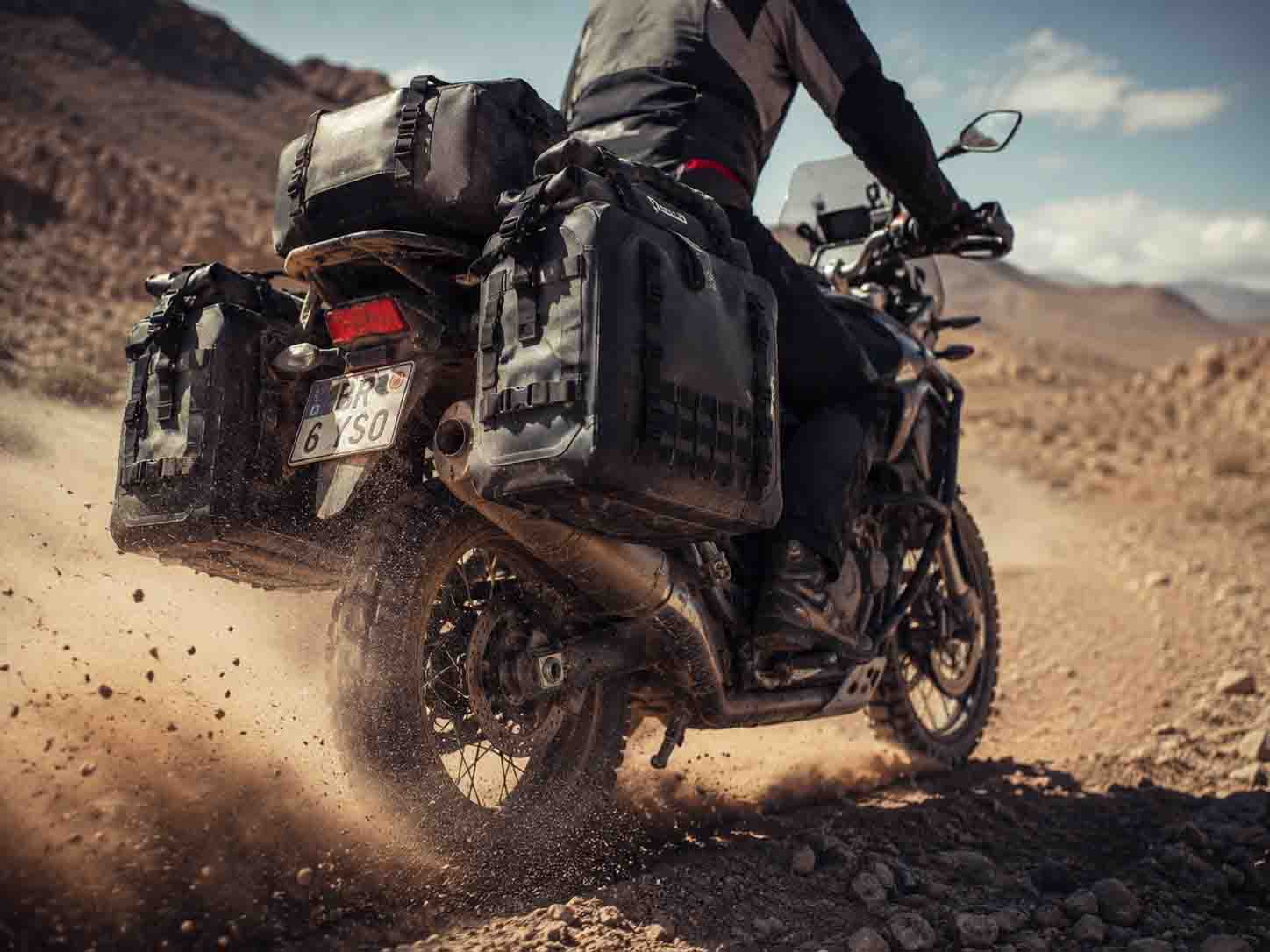 Engenharia para os extremos: bagagem de motocicleta à prova d'água OEM que sobrevive ao acidente