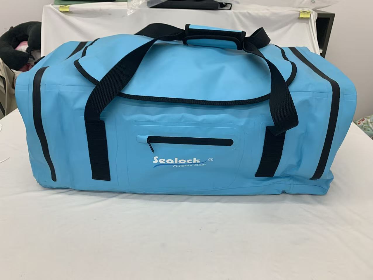 Mochila impermeável 55L com zíper hermético (IPX7)